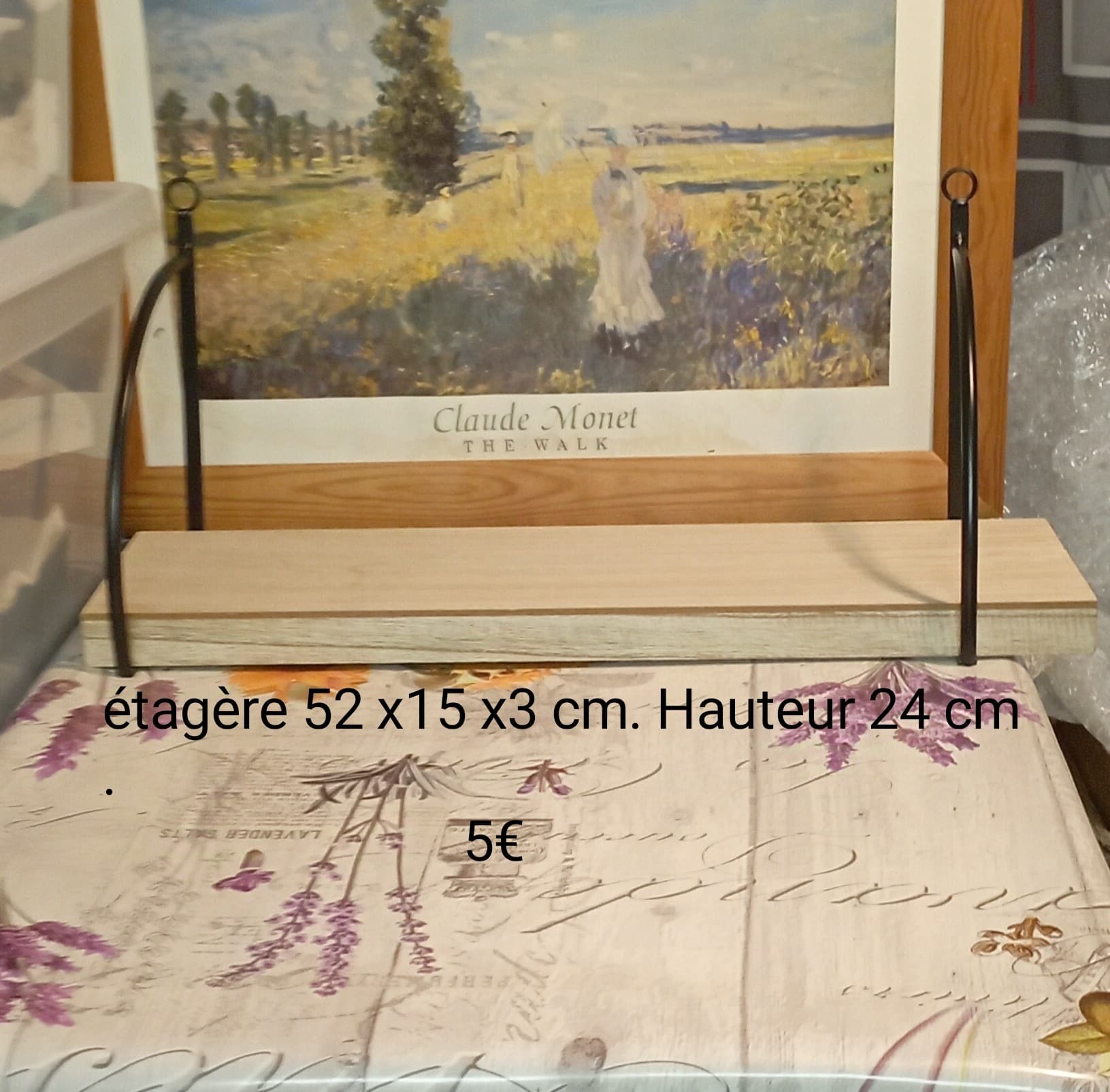 ETAGERE