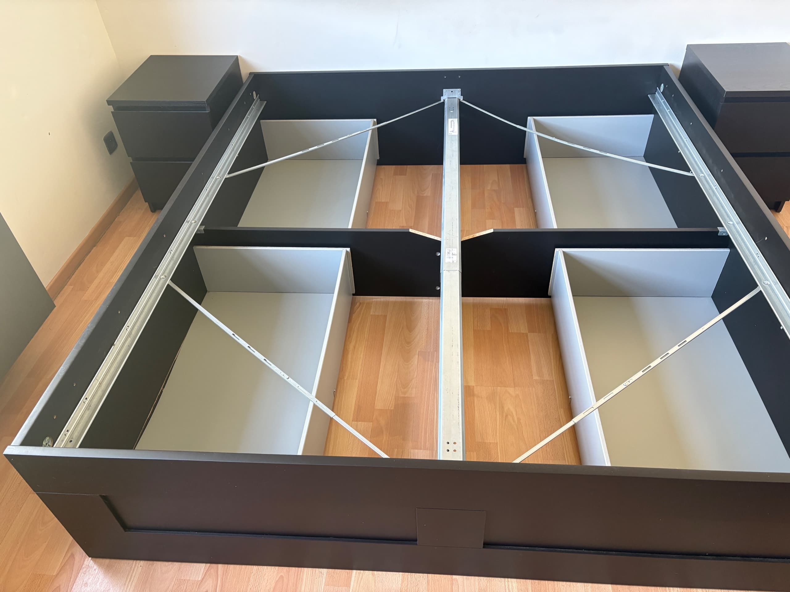 BRIMNES bedframe met opberglades, grijs, 180x200 cm
